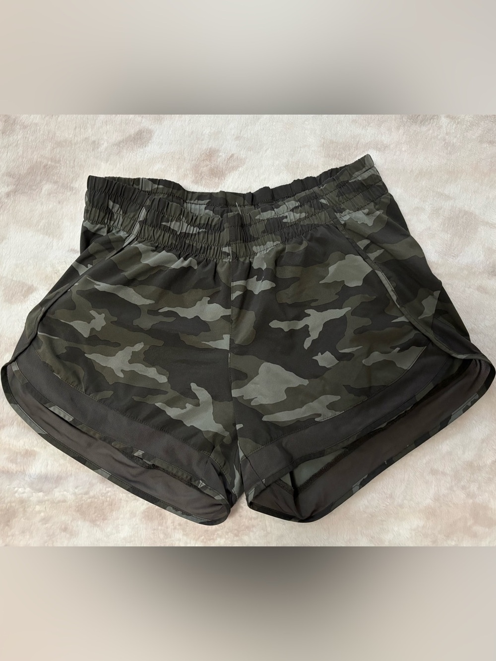 Athleta Dark Olive Camo Mesh Running Athletic Shorts Size S